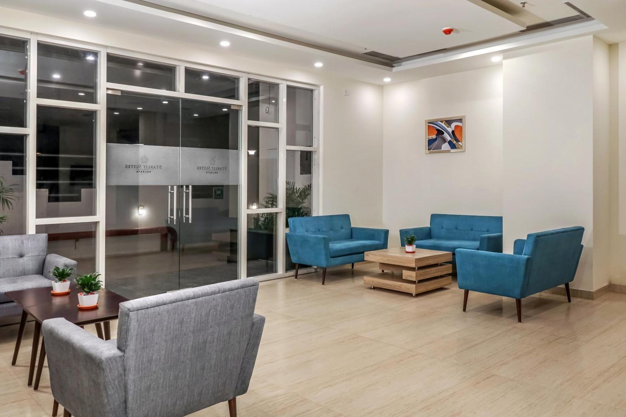 Starlit Suites Newtown Колката Екстериор снимка