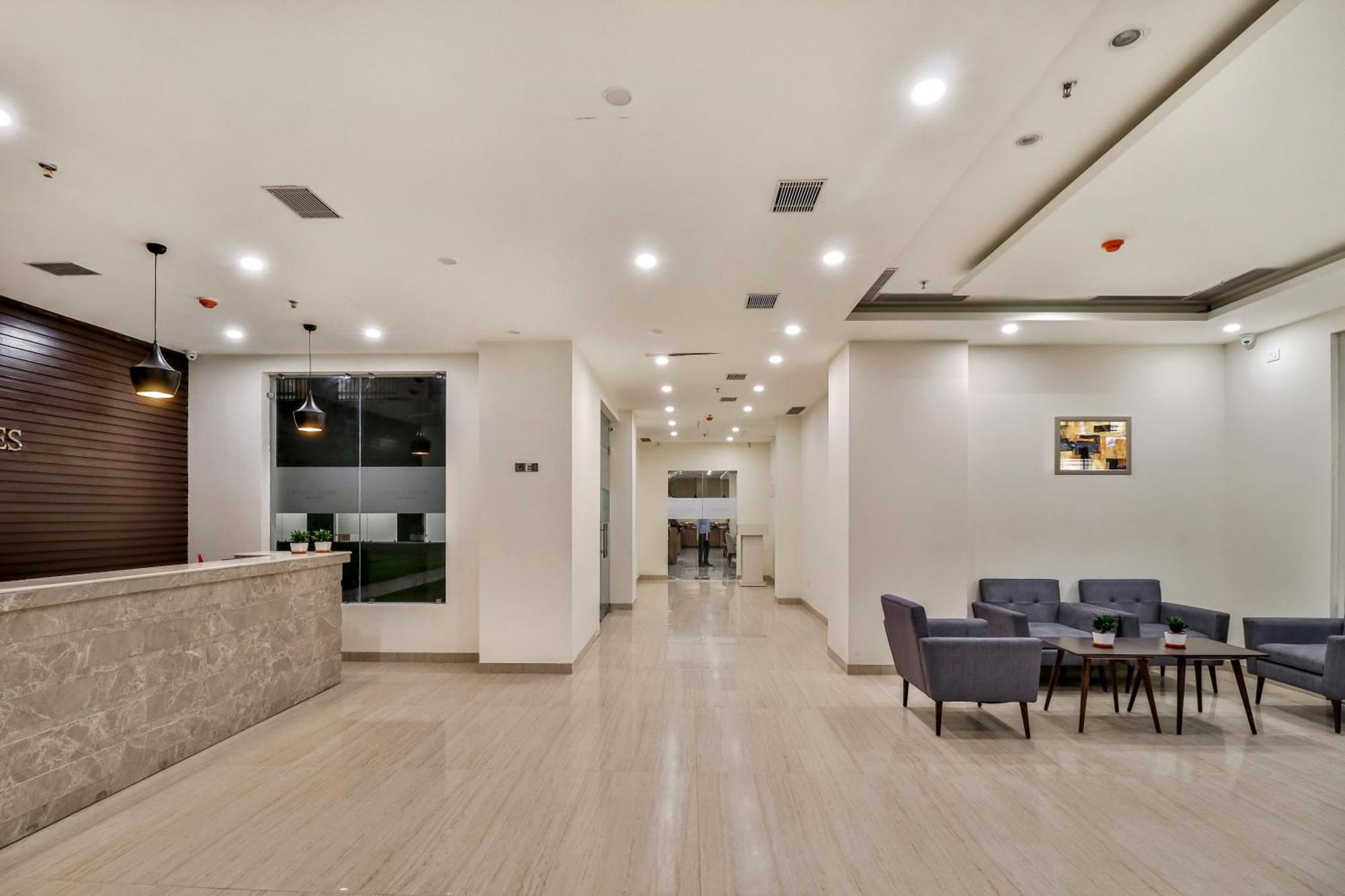 Starlit Suites Newtown Колката Екстериор снимка