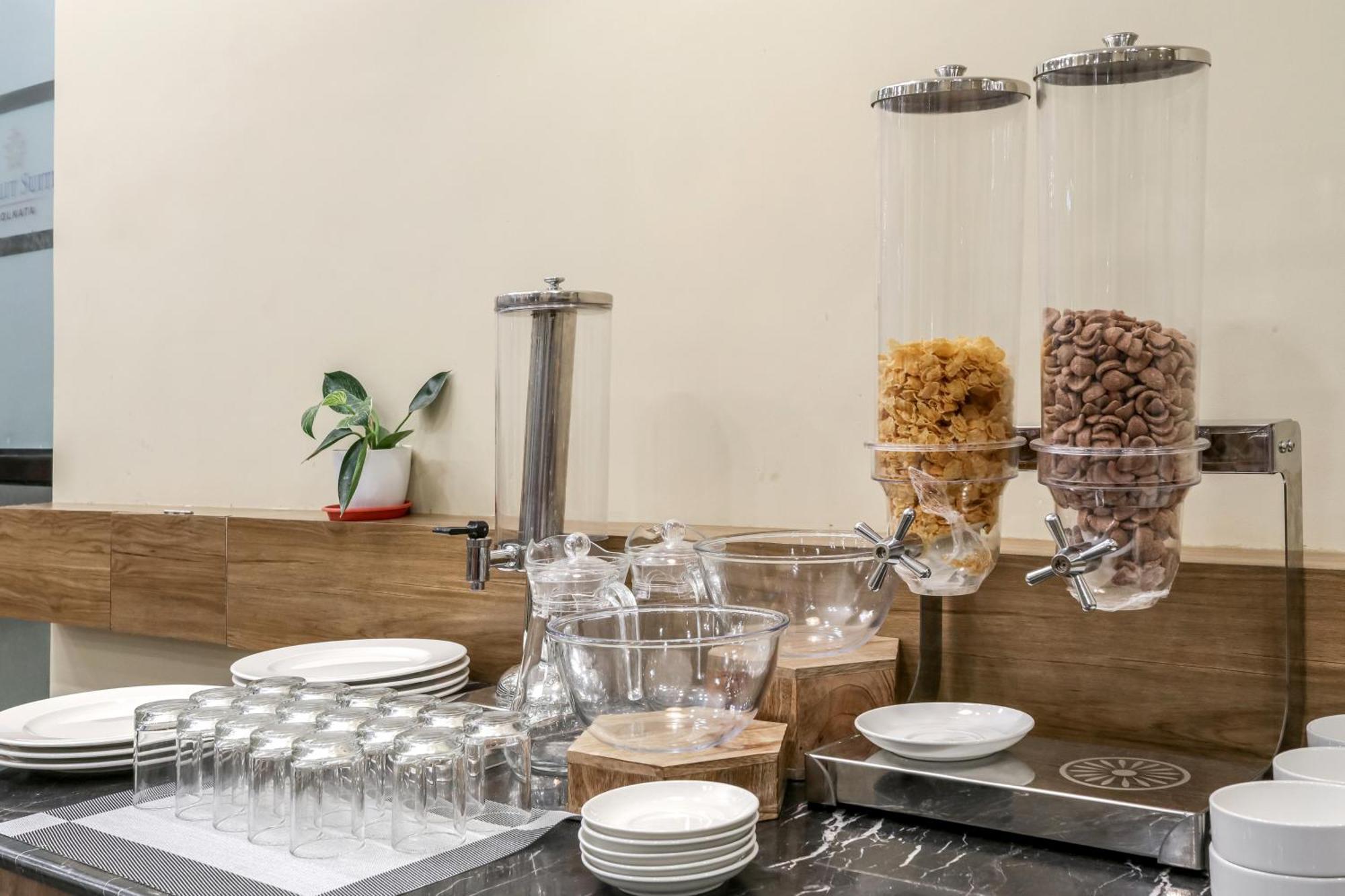 Starlit Suites Newtown Колката Екстериор снимка